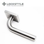 Ручки дверные LOCKSTYLE SQ INOX4 (нержавеющая сталь)